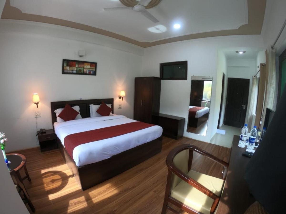 Hotel Chhutuk Heights Kargil Ngoại thất bức ảnh
